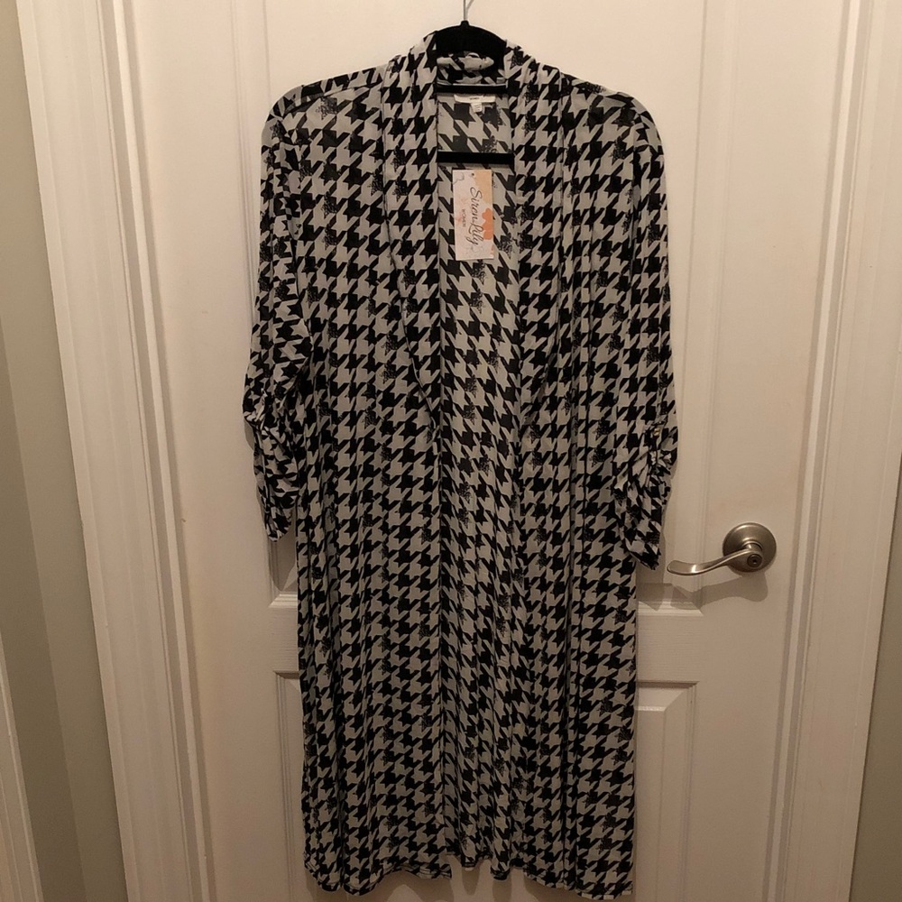 Siren Lily Black and White Houndstooth Cardigan
